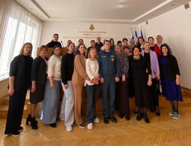 Семинар по вопросам оказания социальной помощи и психологической поддержки в случае чрезвычайной ситуации Семинар по вопросам оказания социальной помощи и психологической поддержки в случае чрезвычайной ситуации